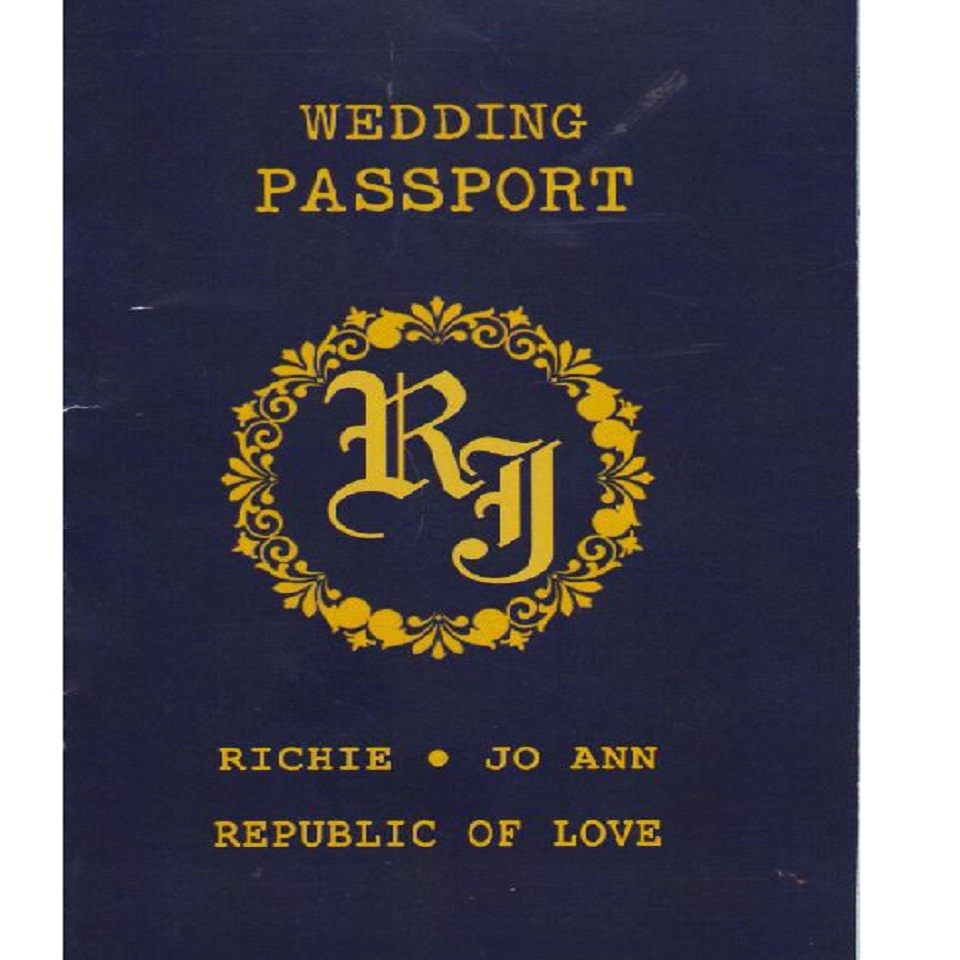 Valaviweddingcards